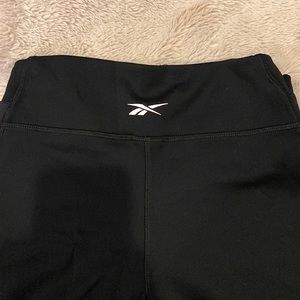 Reebok 7/8 Black Leggings